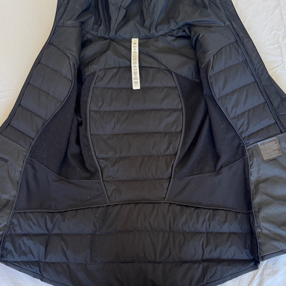 lululemon down Jacket - Picture 4 of 7